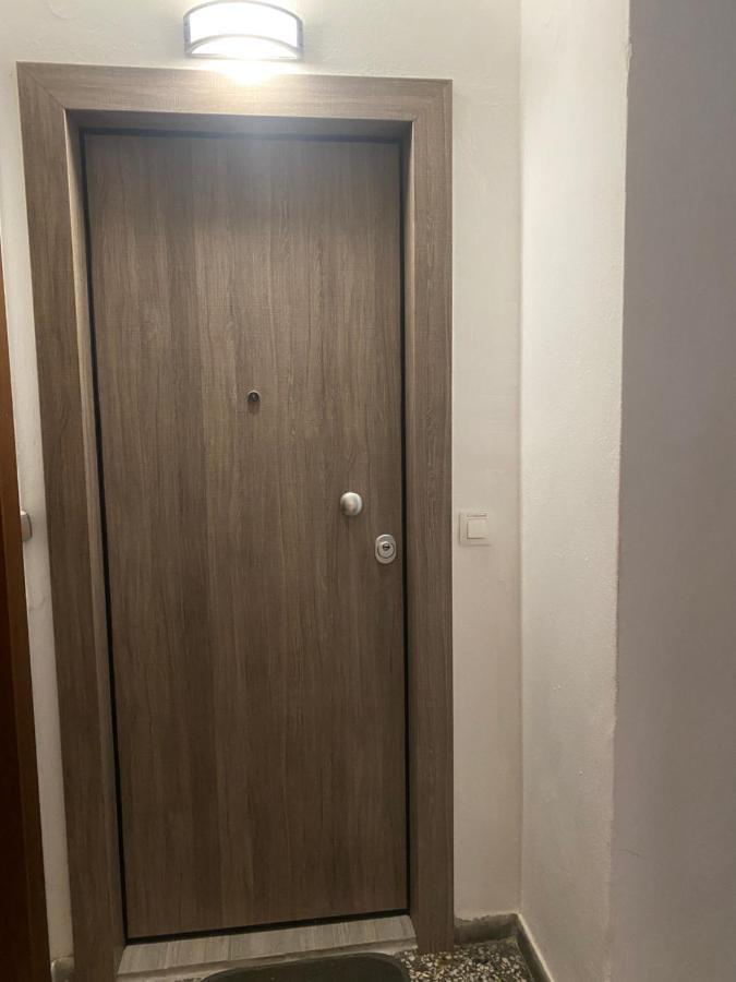 Betty'S Central Apartment อเล็กซานโดรโพลิส ภายนอก รูปภาพ